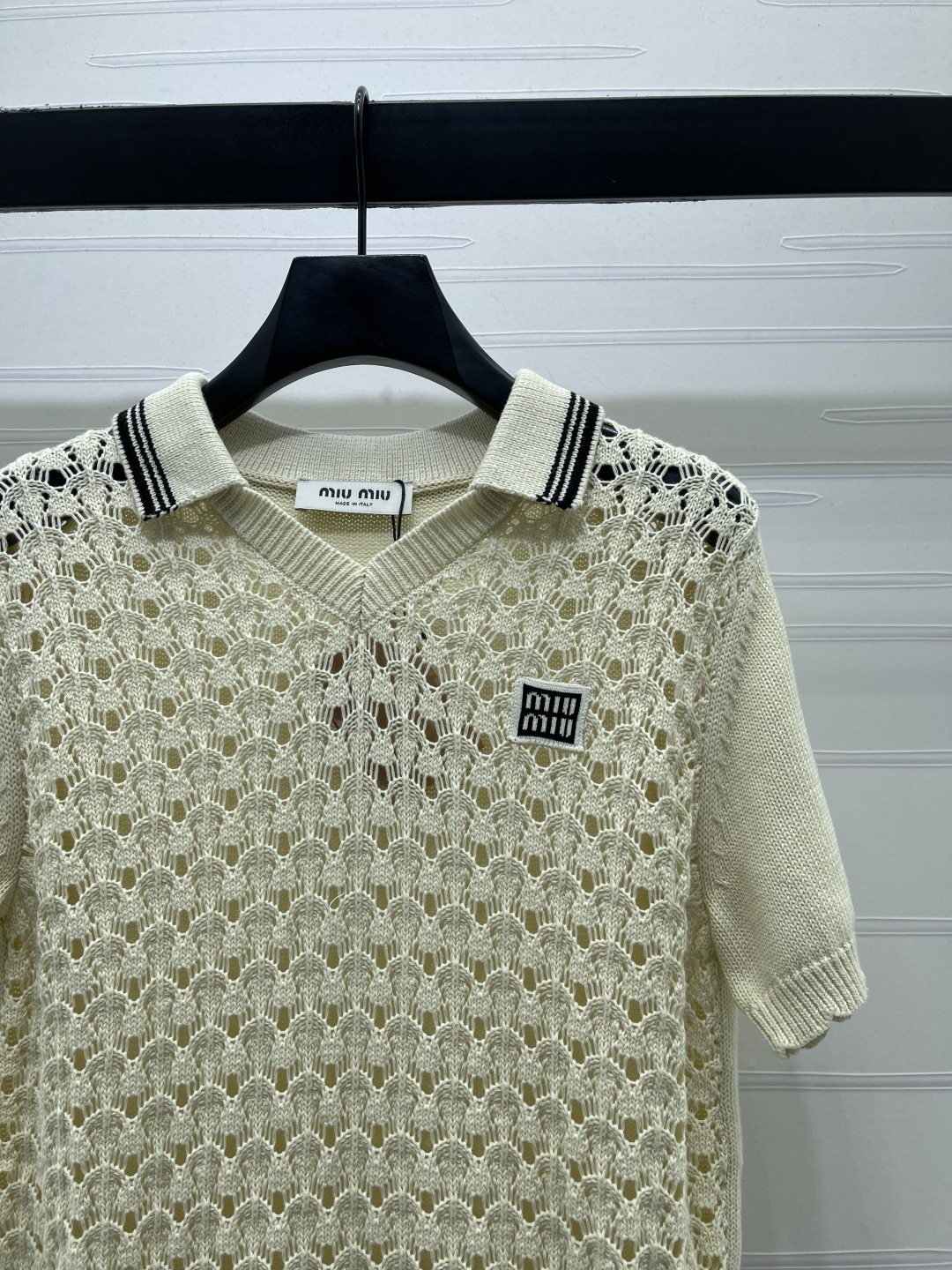 Women's short sleeves
